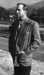 L. Ron Hubbard pri stanici